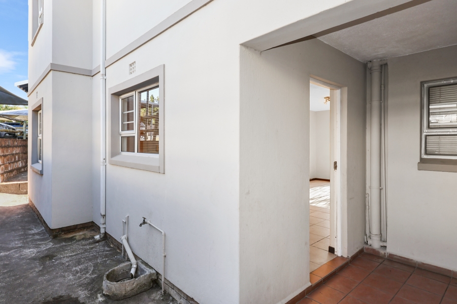To Let 2 Bedroom Property for Rent in Beacon Bay Eastern Cape
